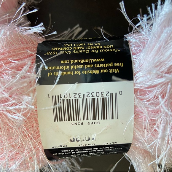 Pink Yarn Bundle - Picture 4 of 7